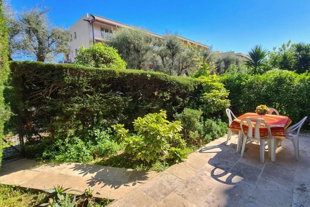 Casalionelantibes 70 Sqm Apartment With Garden And Parking 외부 사진