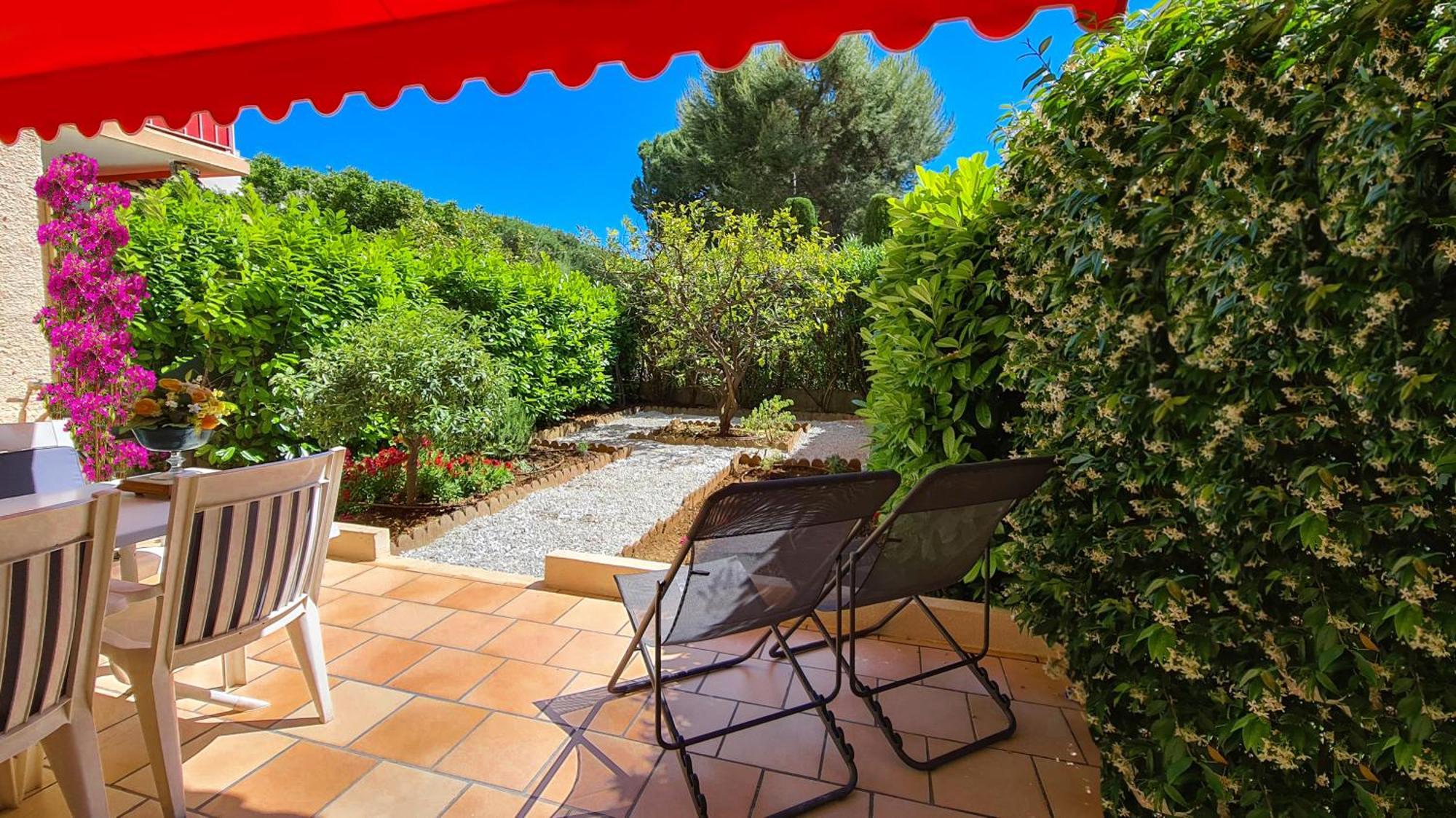 Casalionelantibes 70 Sqm Apartment With Garden And Parking 외부 사진
