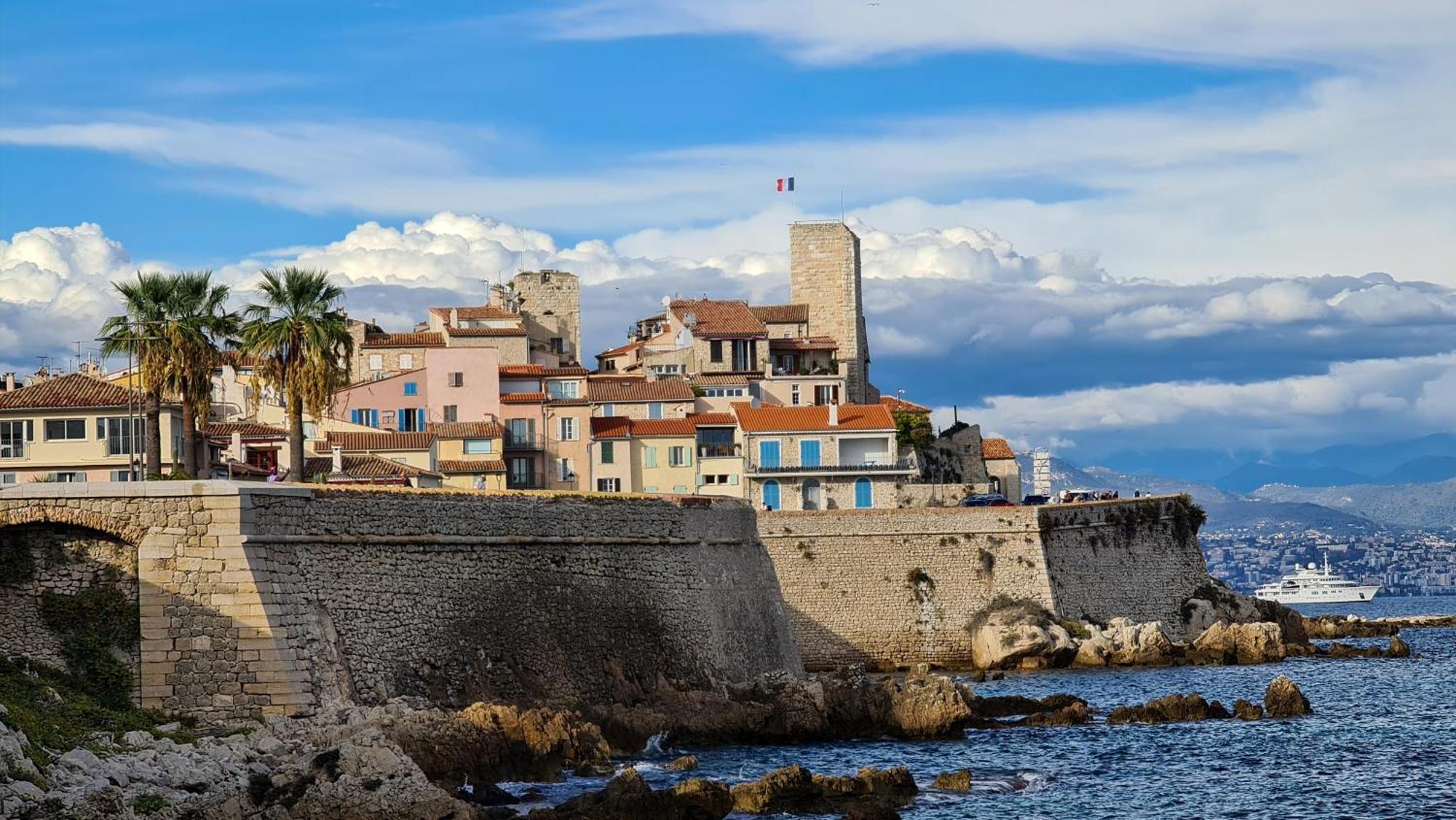 Casalionelantibes 70 Sqm Apartment With Garden And Parking 외부 사진
